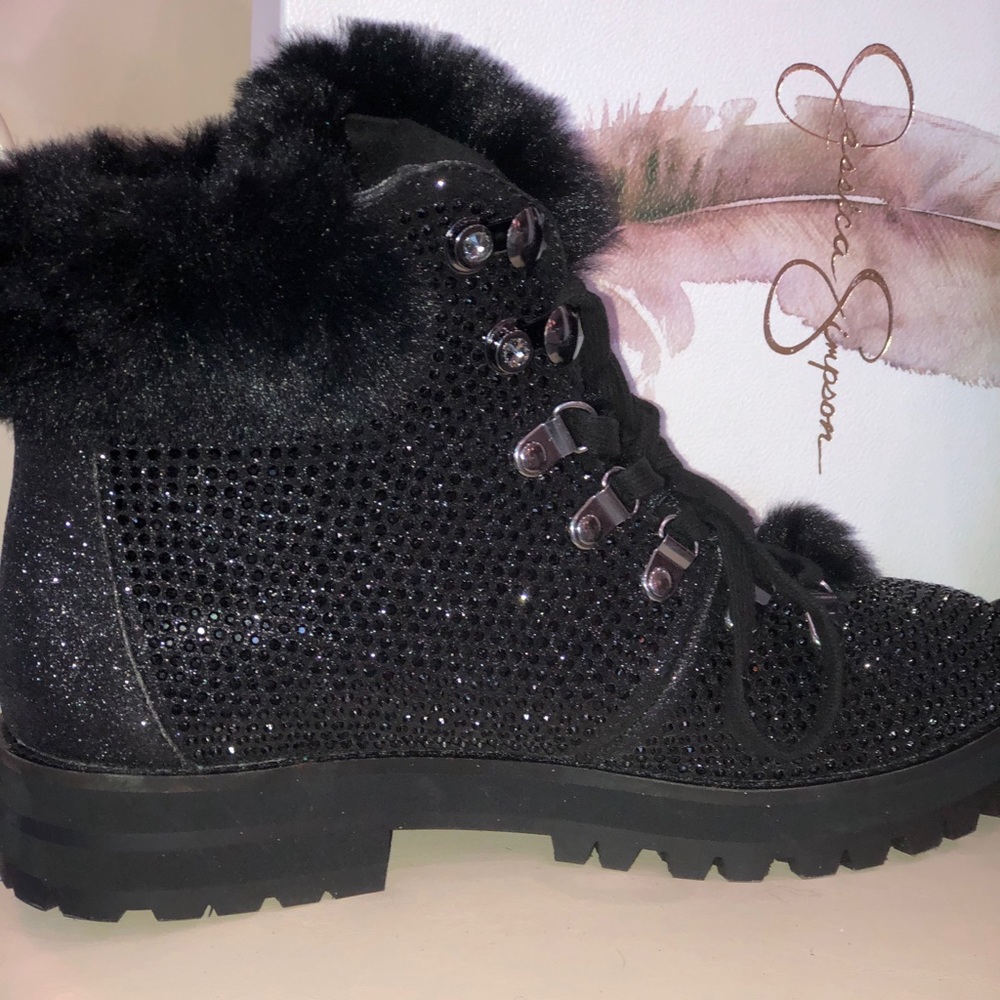 HOT JESSICA SIMPSON WATER RESISTANT BOOTIES - Picture 3 of 8